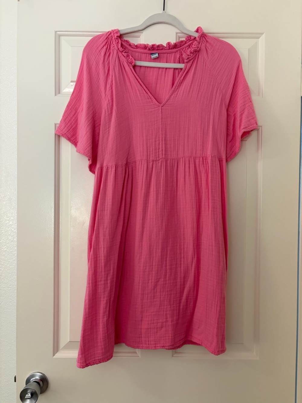 Old Navy Hot Pink V-Neck Short Sleeve Midi Dress